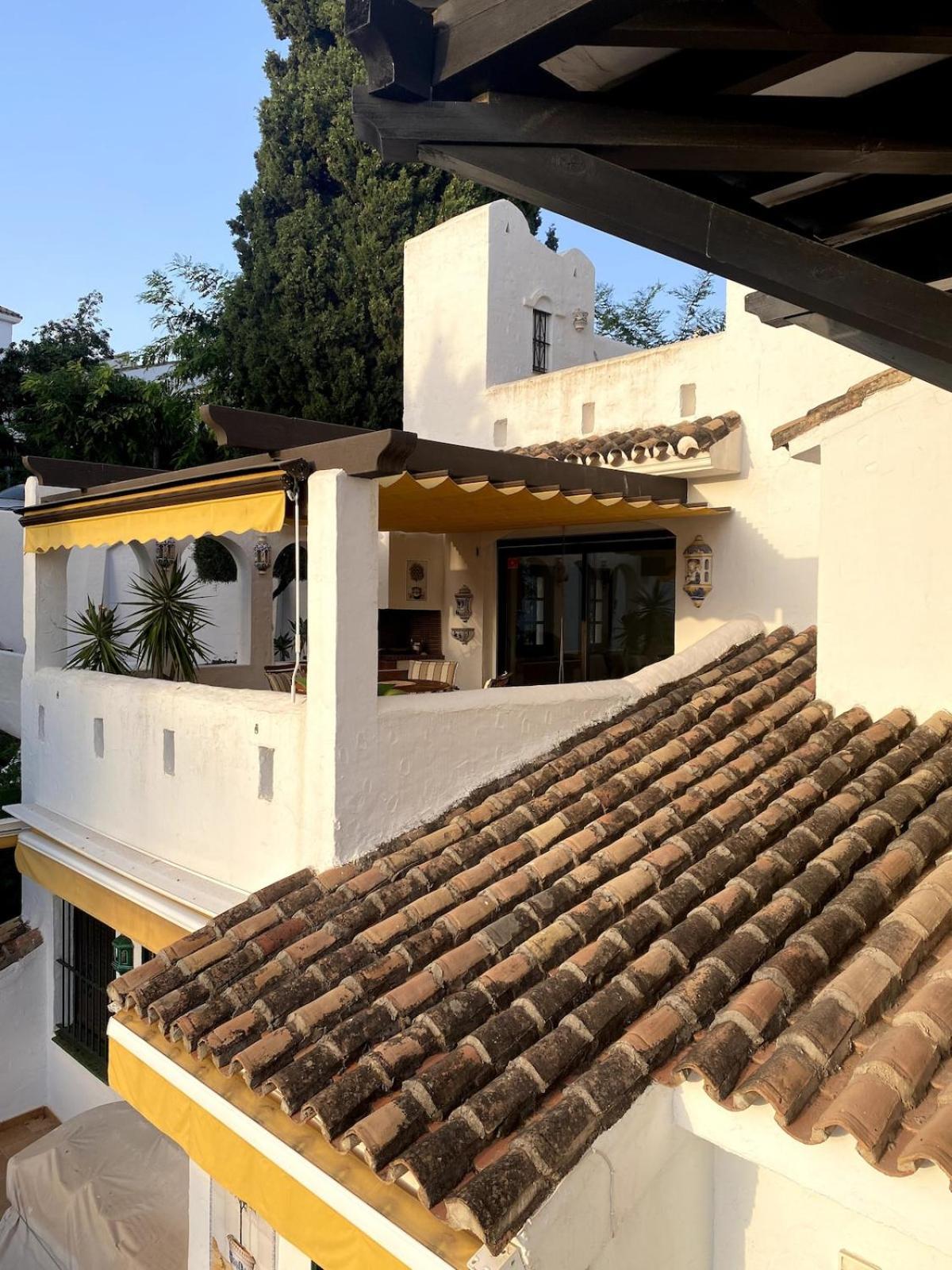 Topbeliggende Lejl I Nueva Andalucia Apartment Marbella